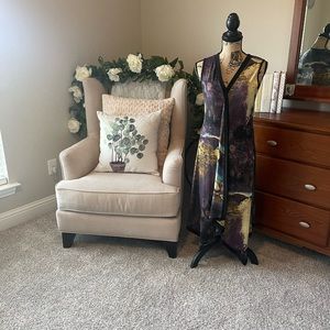 Monroe and Main ladies midi length dress. Scarf like hemline. NWOT